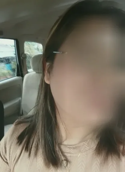 Antonia, 33