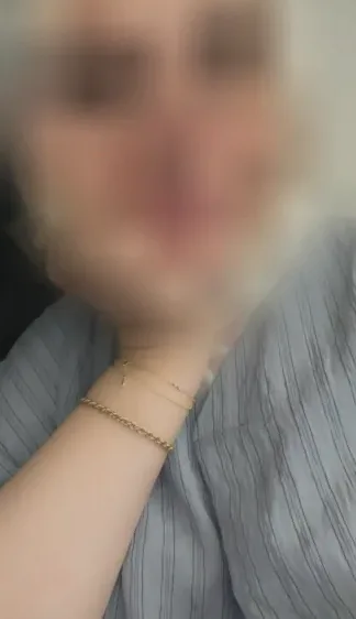Paula, 36