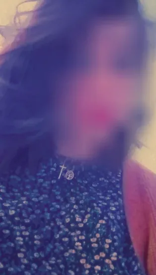 Rosa, 31