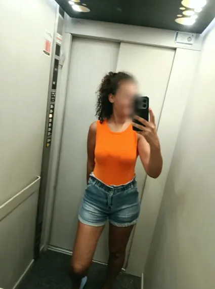 Sonja, 33